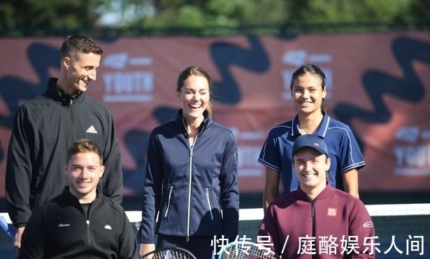 當約基奇下 當約基奇下