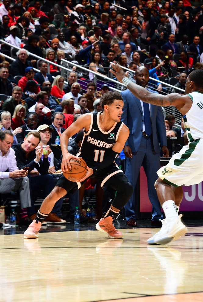 体育英超：利物浦7-0曼联 连续5轮不败